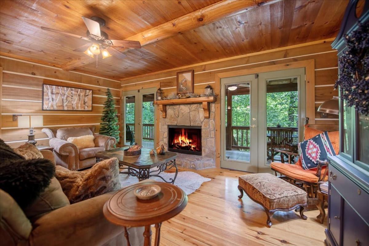 Waterfront Mountain Cabin With Hot Tub Villa Blue Ridge Kültér fotó