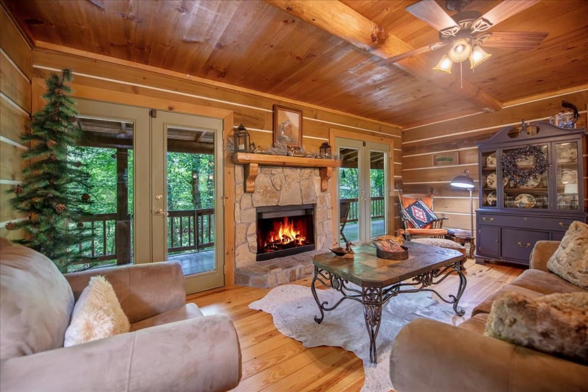 Waterfront Mountain Cabin With Hot Tub Villa Blue Ridge Kültér fotó