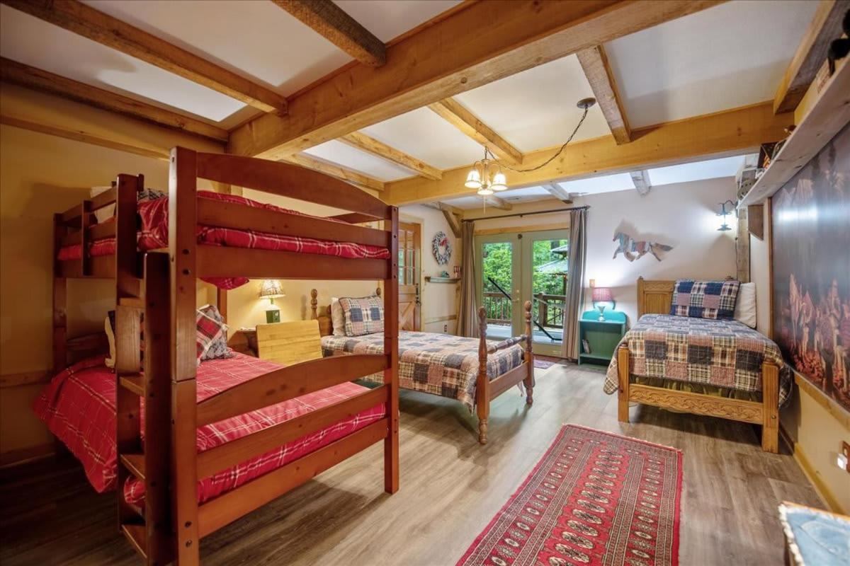 Waterfront Mountain Cabin With Hot Tub Villa Blue Ridge Kültér fotó